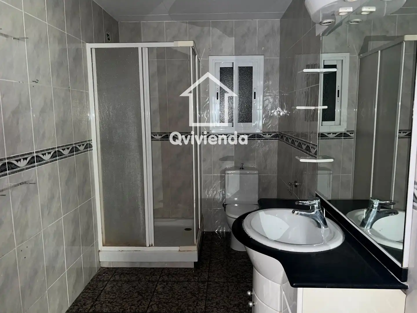 Bathroom of Attic for sale in Mollet del Vallès