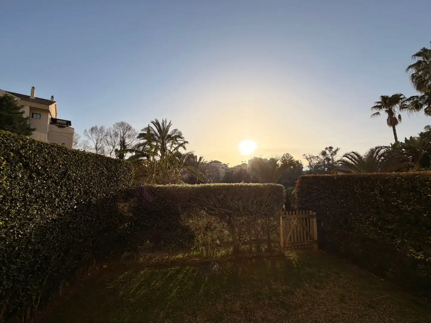 Jardí de Pis de lloguer en Marbella amb Aire condicionat, Terrassa i Moblat