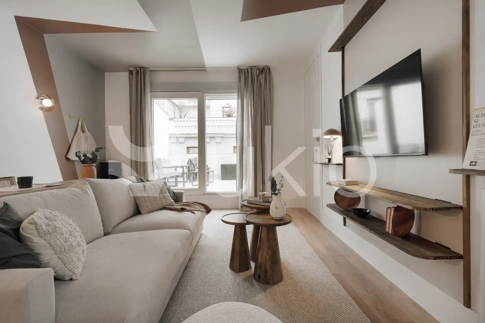 Sala de estar de Apartamento de alquiler en Madrid con Aire acondicionado, Calefacción y Terraza