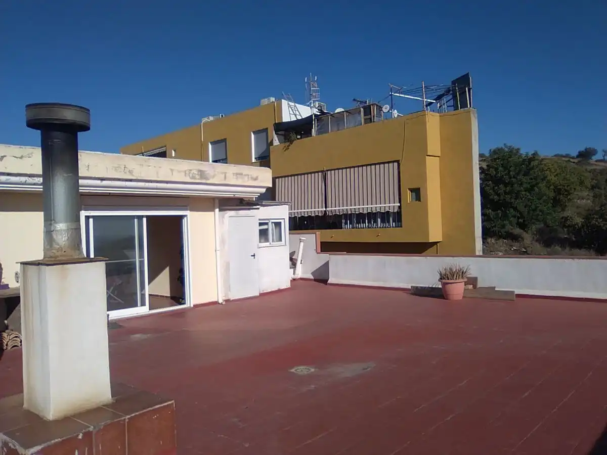 Vista exterior de Casa o xalet en venda en La Vall d'Uixó amb Calefacció, Terrassa i Traster