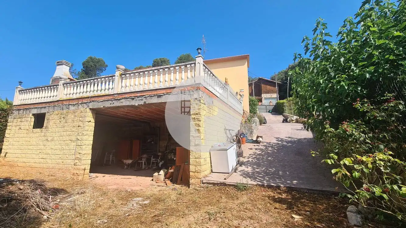 Vista exterior de Casa o xalet en venda en Vacarisses amb Calefacció i Terrassa