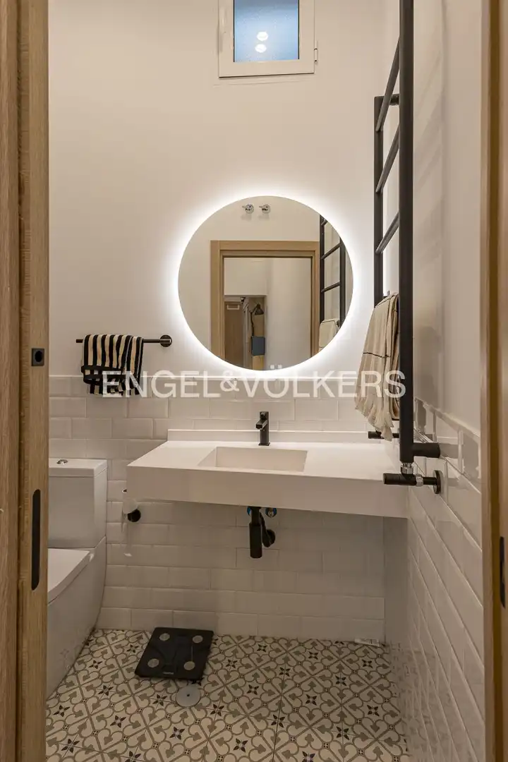Baño de Piso de alquiler en Madrid con Aire acondicionado, Calefacción y Amueblado