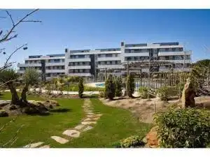 Jardí de Pis de lloguer en Las Rozas de Madrid amb Aire condicionat, Terrassa i Traster