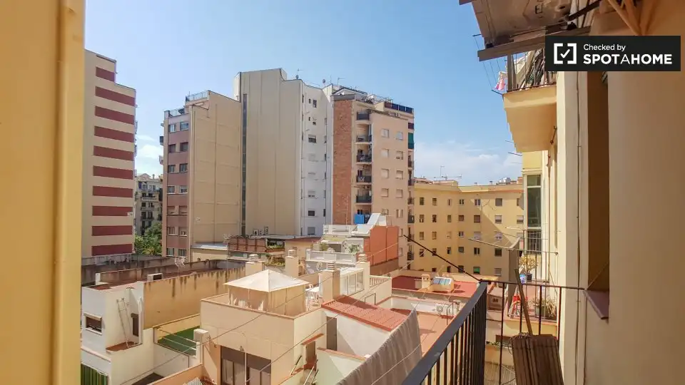 Terraza de Apartamento para compartir en Barcelona con Aire acondicionado, Calefacción y Terraza