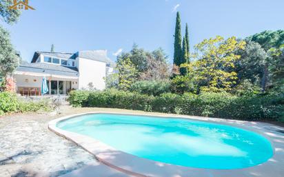 Jardí de Casa o xalet en venda en El Escorial amb Terrassa, Piscina i Balcó