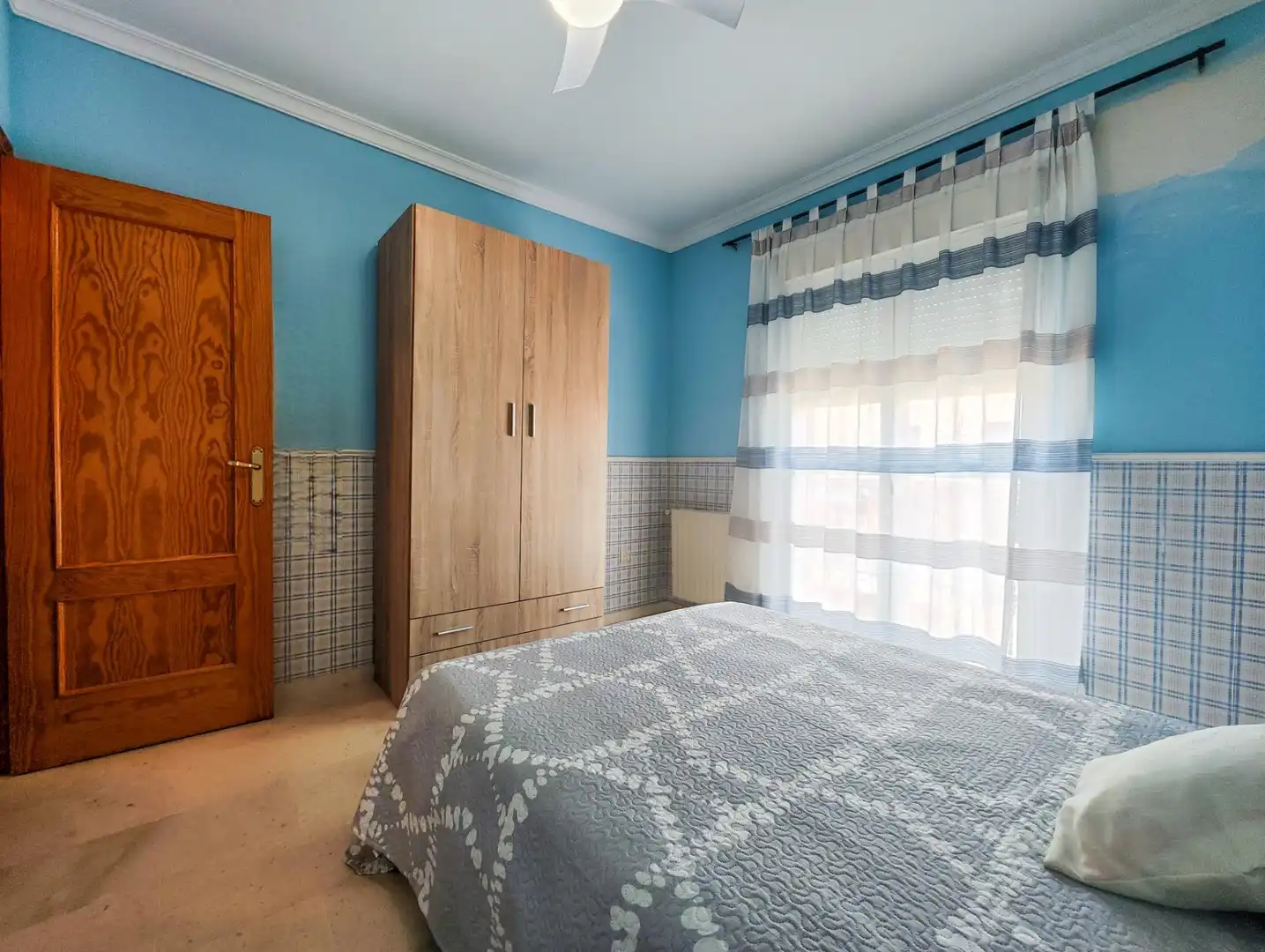 Habitación de Casa o chalet en venta en Argamasilla de Calatrava con Aire acondicionado, Calefacción y Amueblado