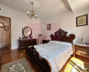 Bedroom of Flat for sale in Lugo Capital