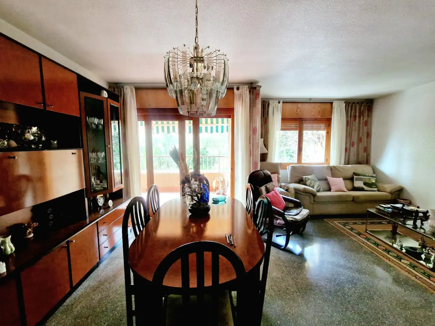 Comedor de Piso en venta en Águilas con Jardín privado, Terraza y Amueblado