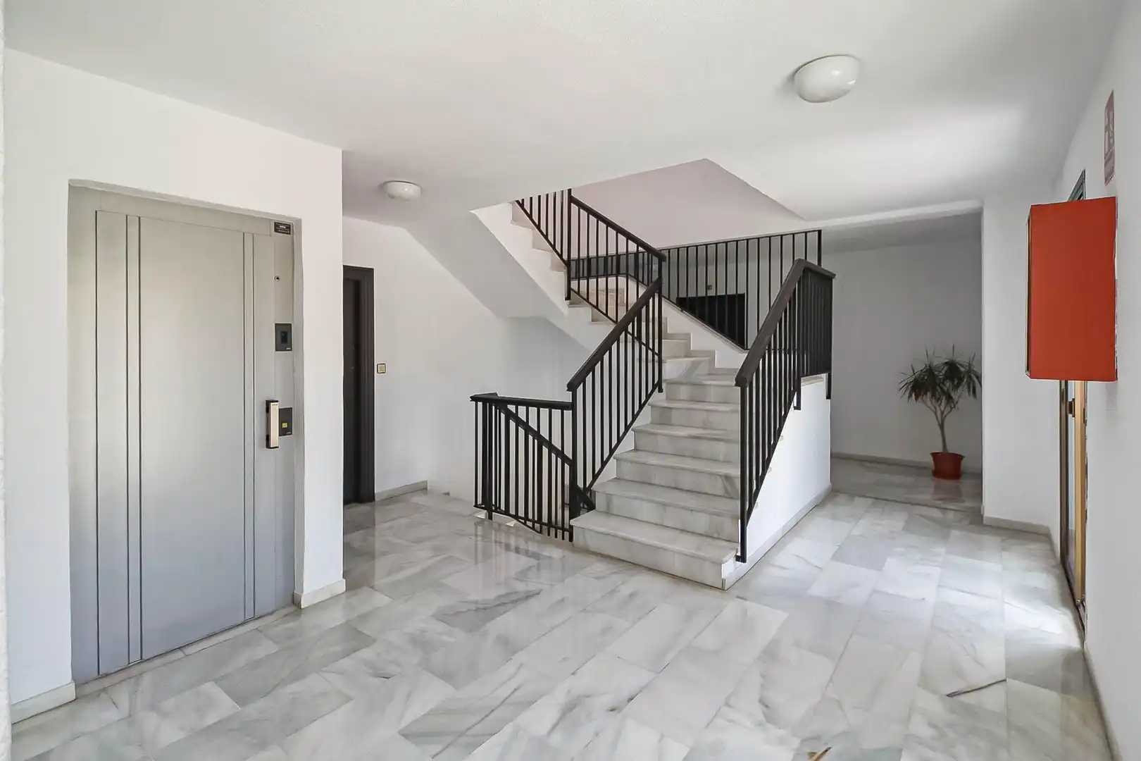 Piso en venta en Motril con Terraza y Piscina comunitaria