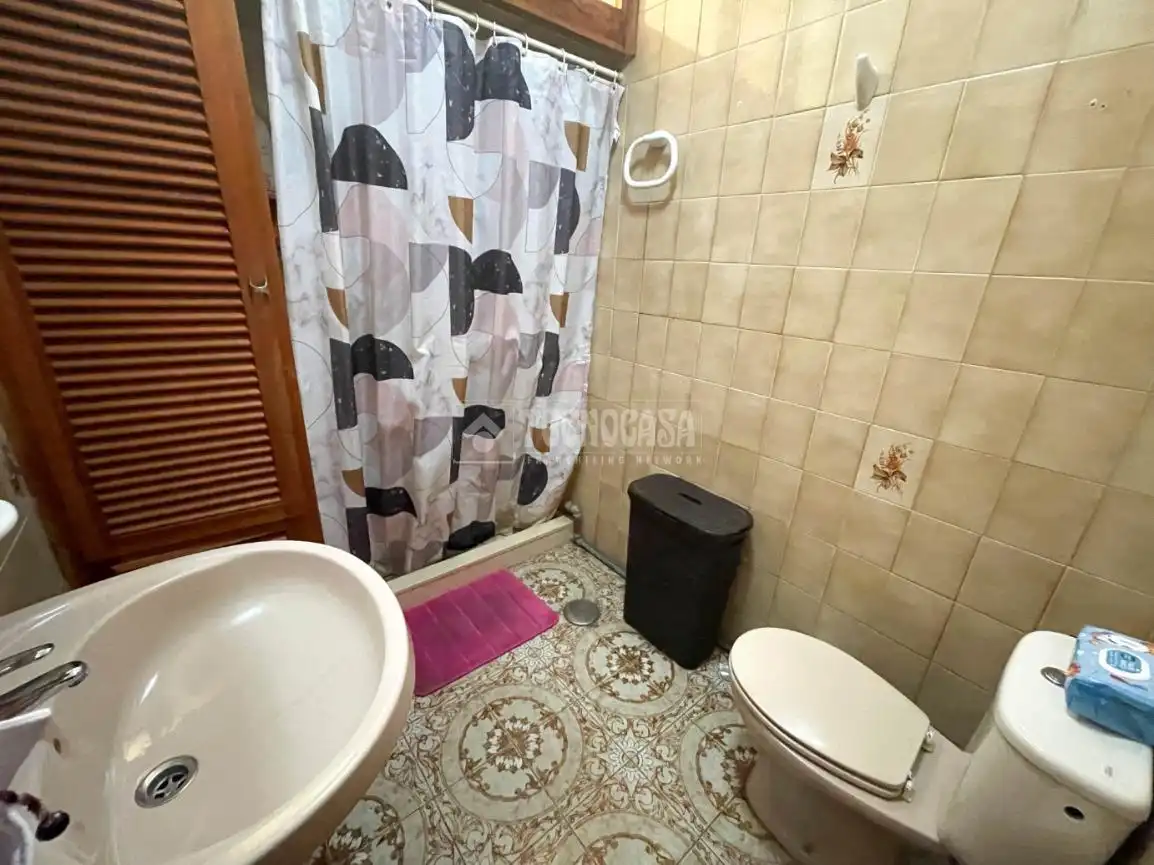 Bathroom of Houses for sale in Gáldar