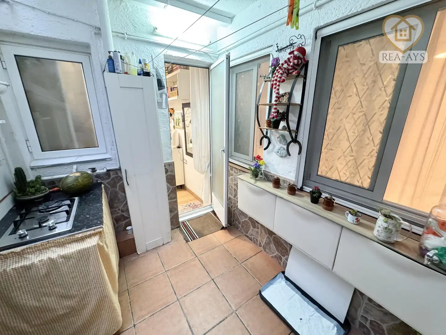 Cuina de Pis en venda en Montcada i Reixac amb Calefacció, Parquet i Terrassa