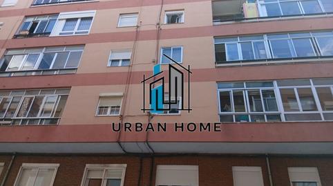 Foto 2 de Pis en venda a Calle Marqués de Santa María del Villar, San Mamés - La Palomera, León