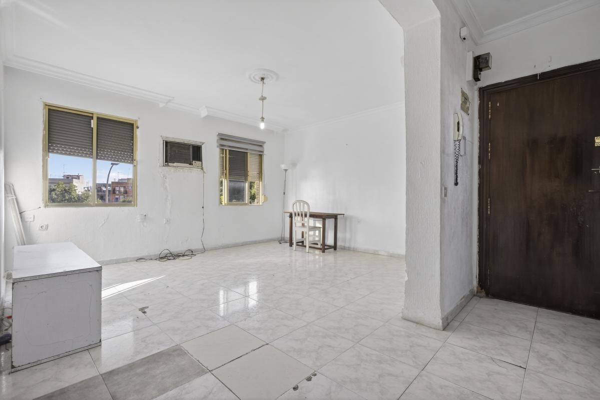 Piso en venta en  Sevilla Capital con Aire acondicionado y Calefacción