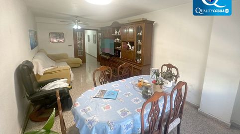 Foto 2 de Piso en venta en Carolinas Altas, Alicante / Alacant
