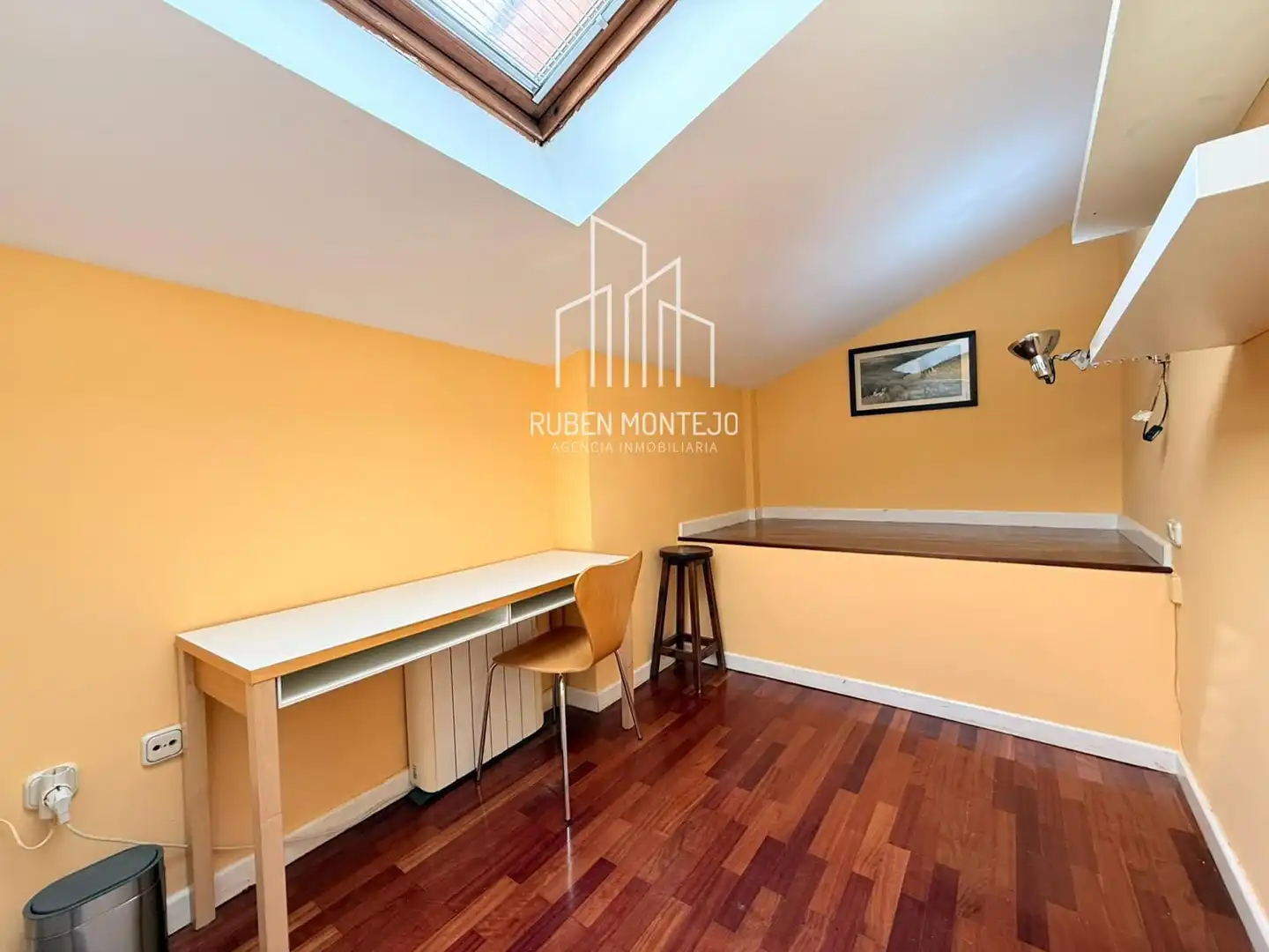 Exterior view of Attic for rent in Salamanca  with Air Conditioner, Heating and Terrace
