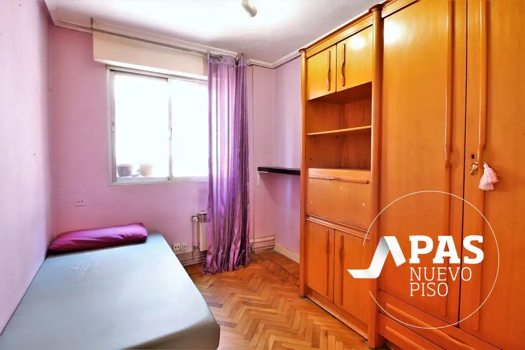 Bedroom of Flat for sale in Santander  with Heating and Parquet flooring