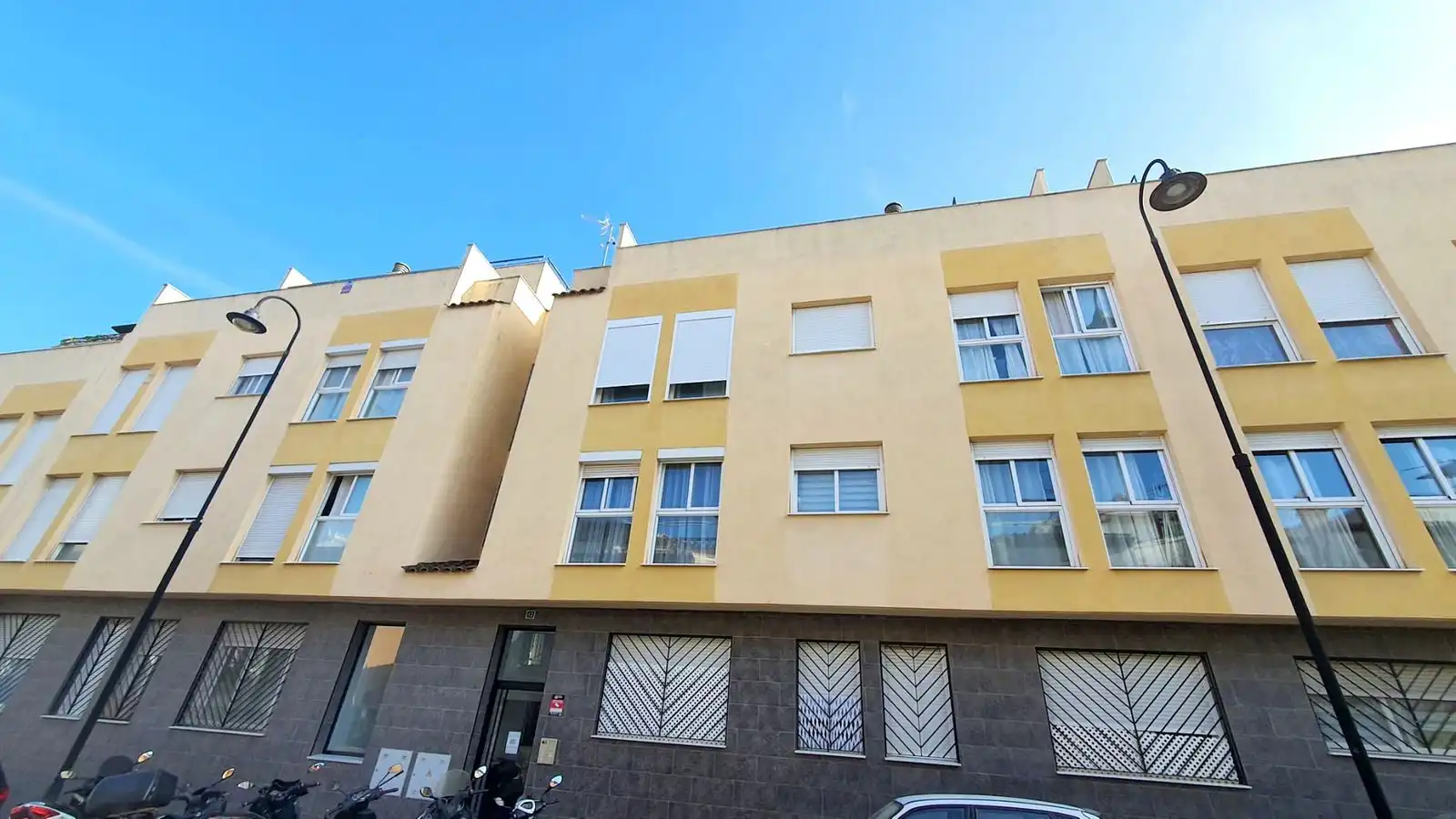 Außenansicht von Wohnung zum Verkauf in Mijas mit Klimaanlage und Ofen