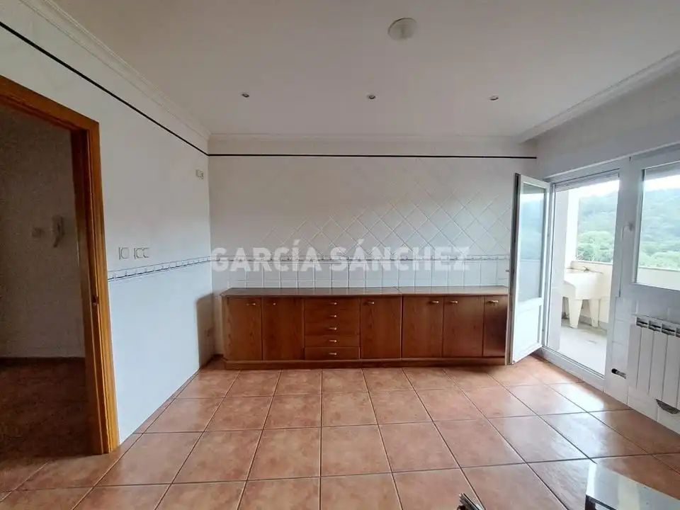 Cuina de Pis en venda en Boiro