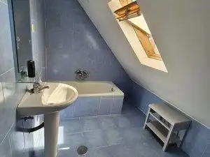 Bathroom of Houses for sale in Madrid  with Air Conditioner, Heating and Private garden