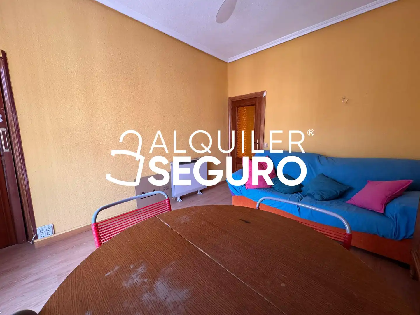 Living room of Flat for rent in Madrid  with Heating, Terrace and Furnished