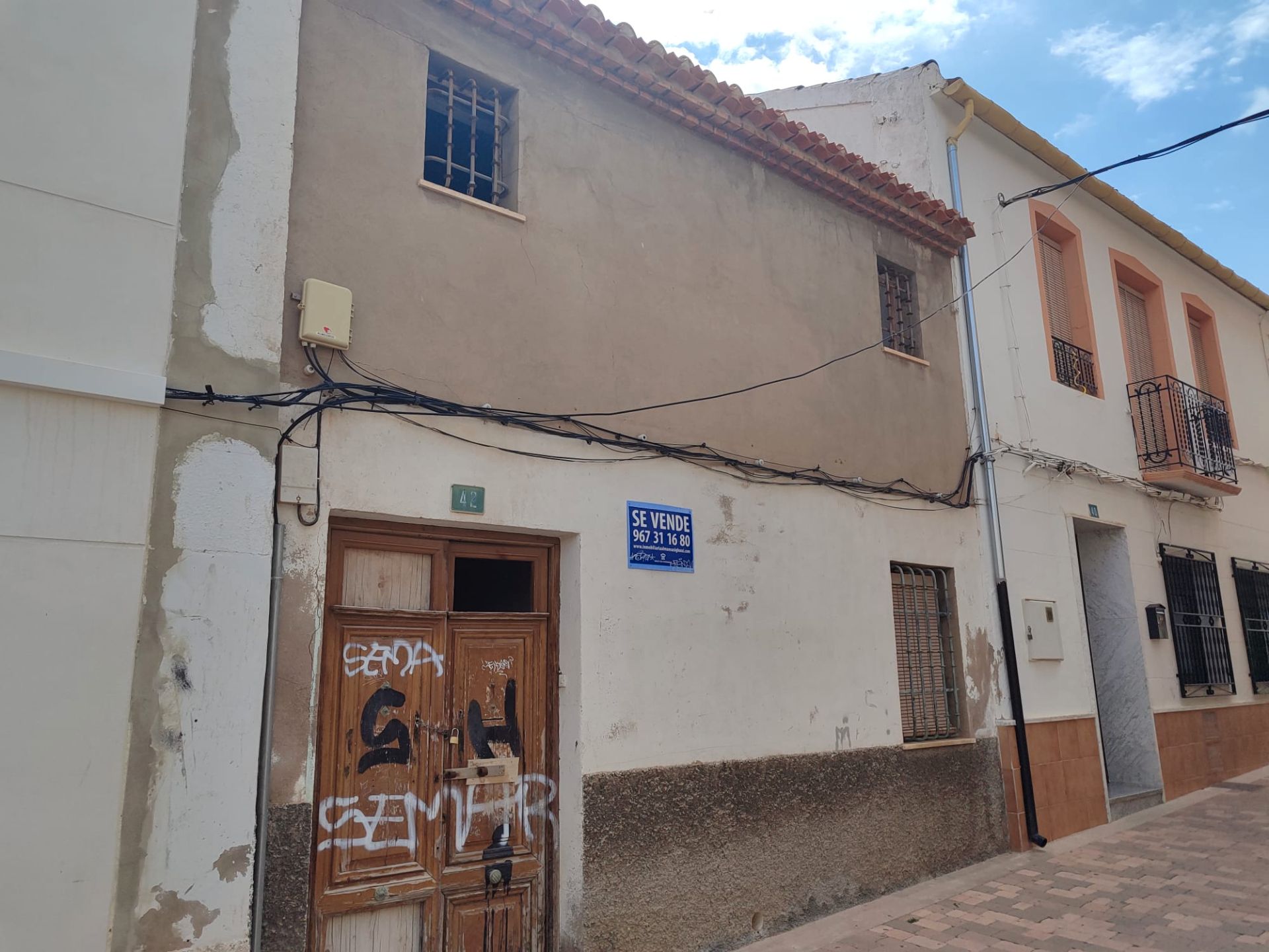 Vista exterior de Casa adosada en venda en Almansa
