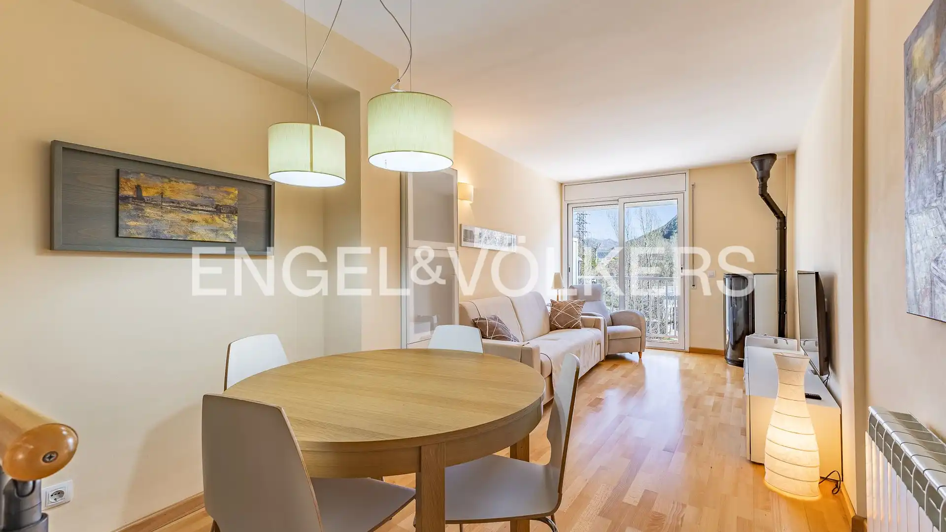 Vista exterior de Casa adosada en venta en Guardiola de Berguedà con Calefacción, Jardín privado y Balcón