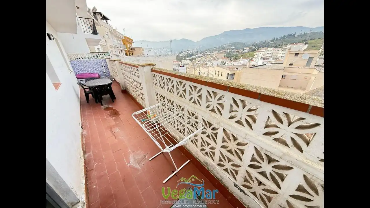 Vista exterior de Casa o chalet en venta en Almuñécar con Terraza