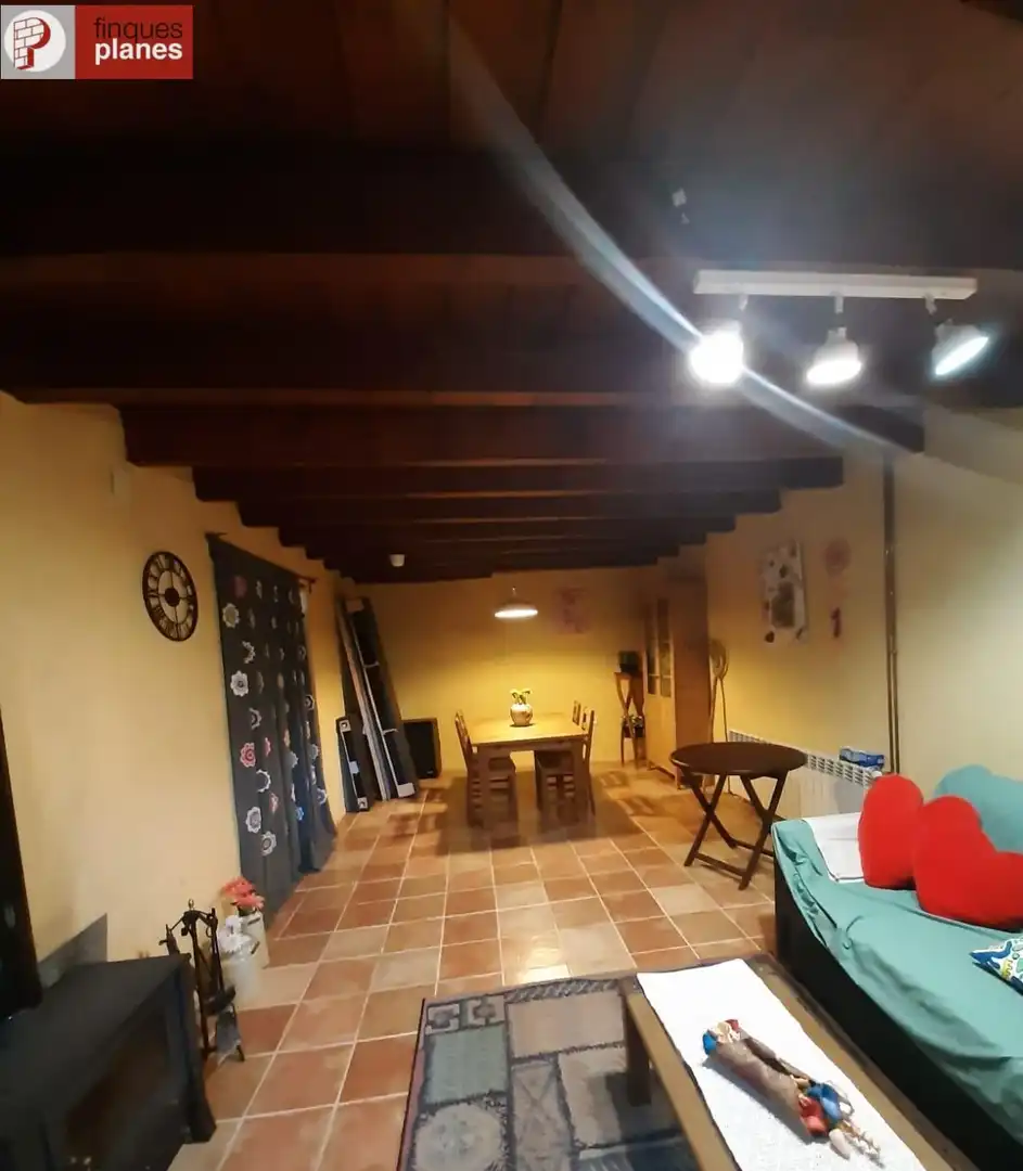 Comedor de Casa o chalet en venta en Cabó con Calefacción y Jardín privado