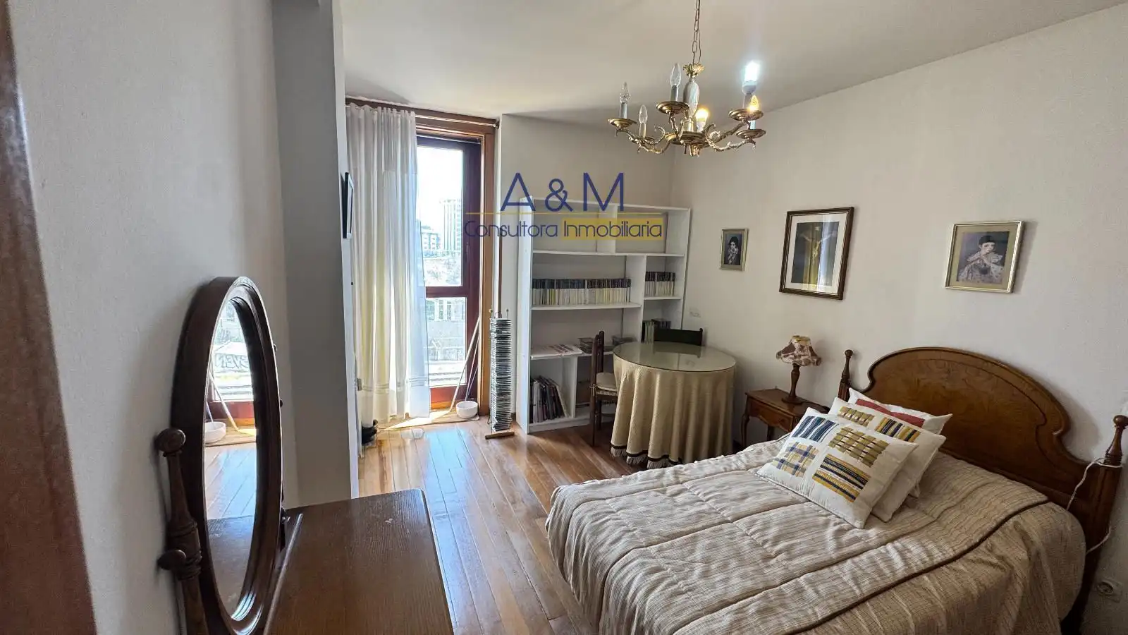 Schlafzimmer von Wohnung zum Verkauf in Valladolid mit Heizung, Parkett und Abstellraum