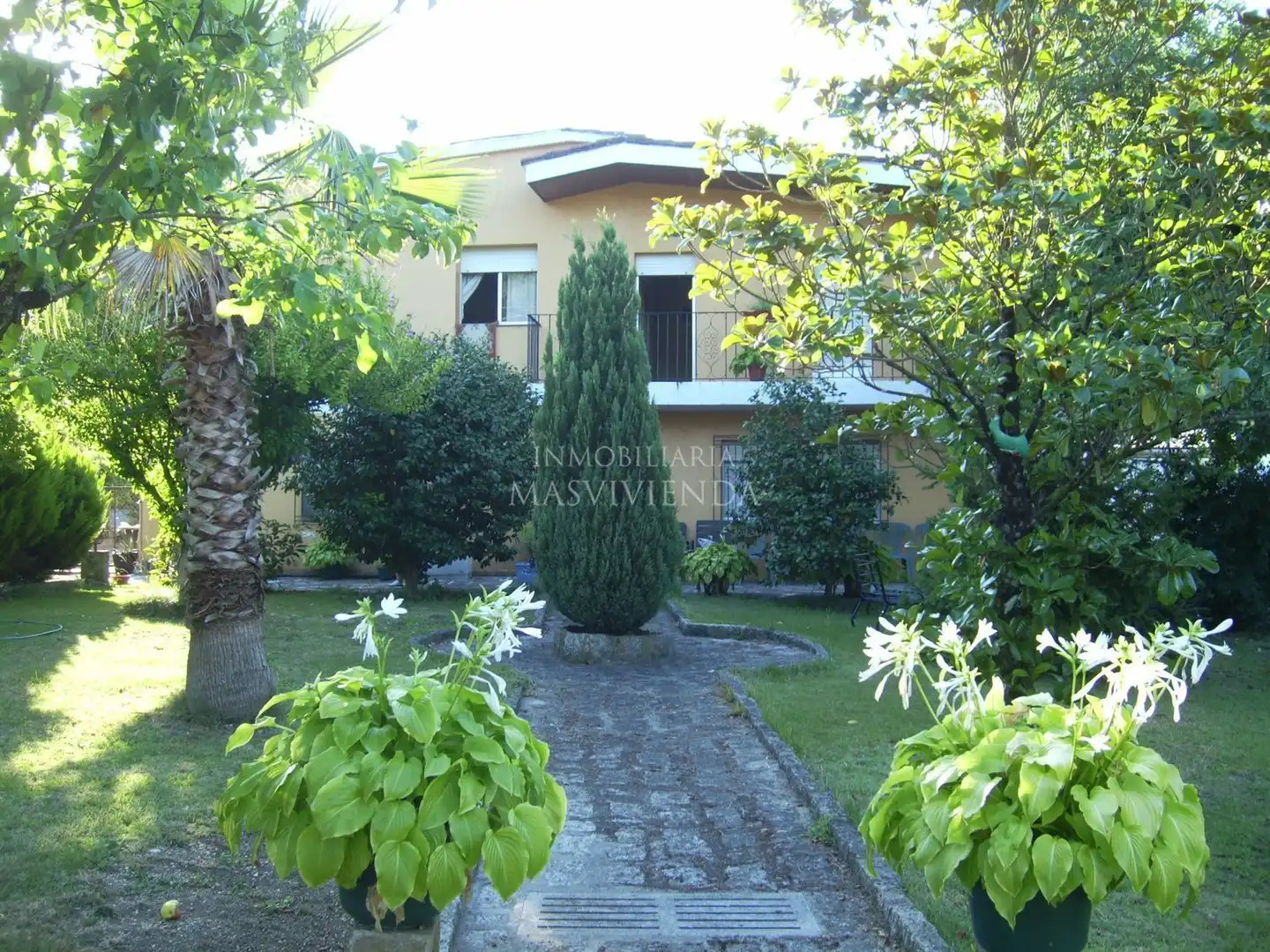 Jardín de Casa o chalet en venta en Leiro con Aire acondicionado, Terraza y Trastero