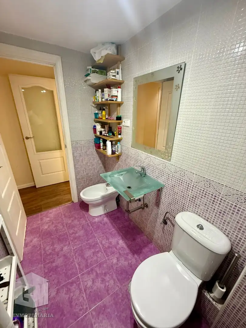 Bathroom of Flat for sale in Móstoles  with Heating and Terrace