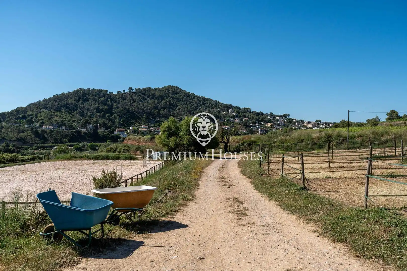 Finca rústica en venda en Sant Pere de Ribes amb Calefacció i Jardí privat
