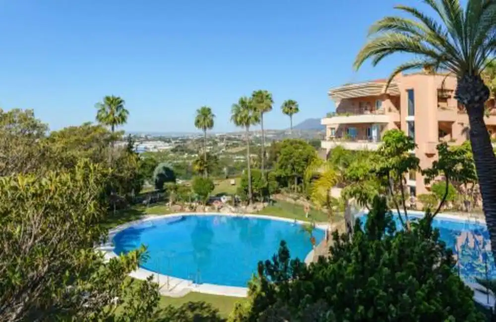 Apartament amb piscina en venda a Nueva Andalucía, imagen 49