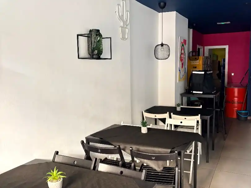 Local en traspaso en Vinaròs con Terraza, Amueblado y Internet