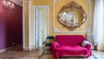 Sala d'estar de Apartament de lloguer en  Madrid Capital amb Aire condicionat i Moblat