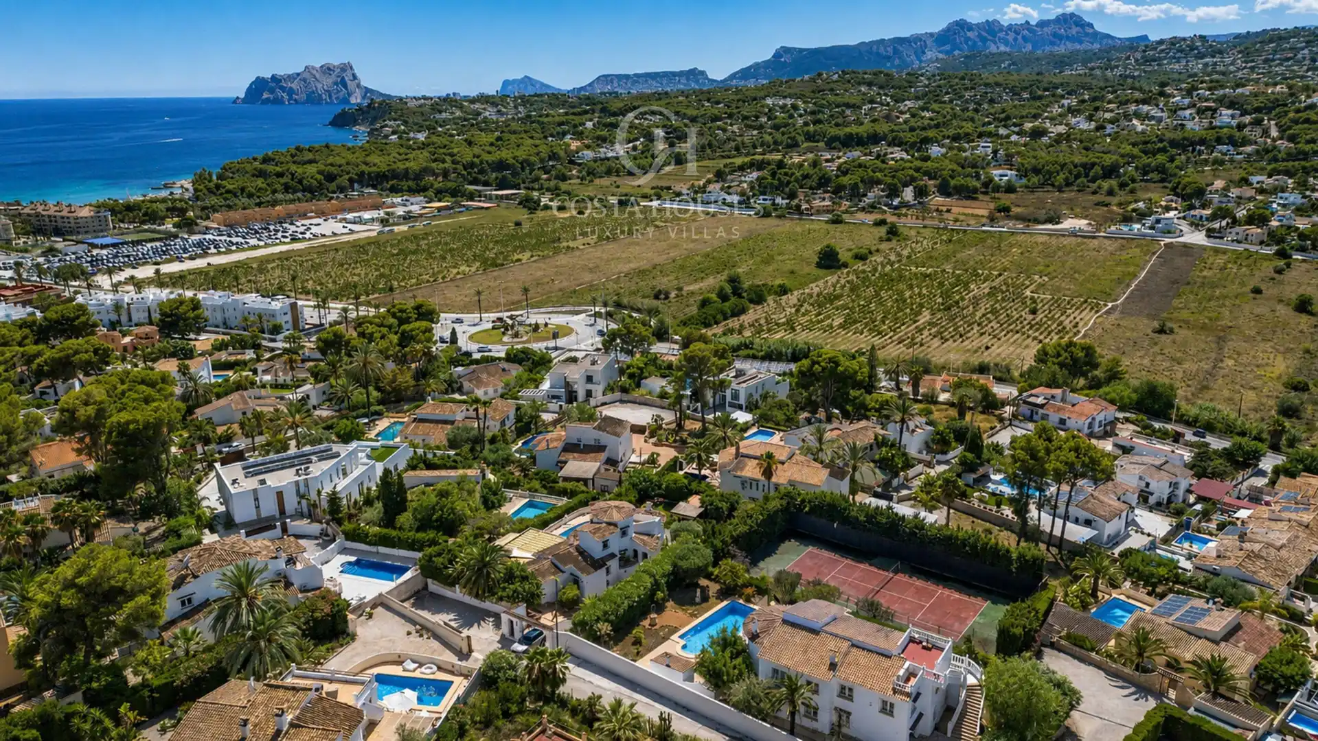 Vista exterior de Casa o xalet en venda en Moraira amb Aire condicionat, Calefacció i Jardí privat