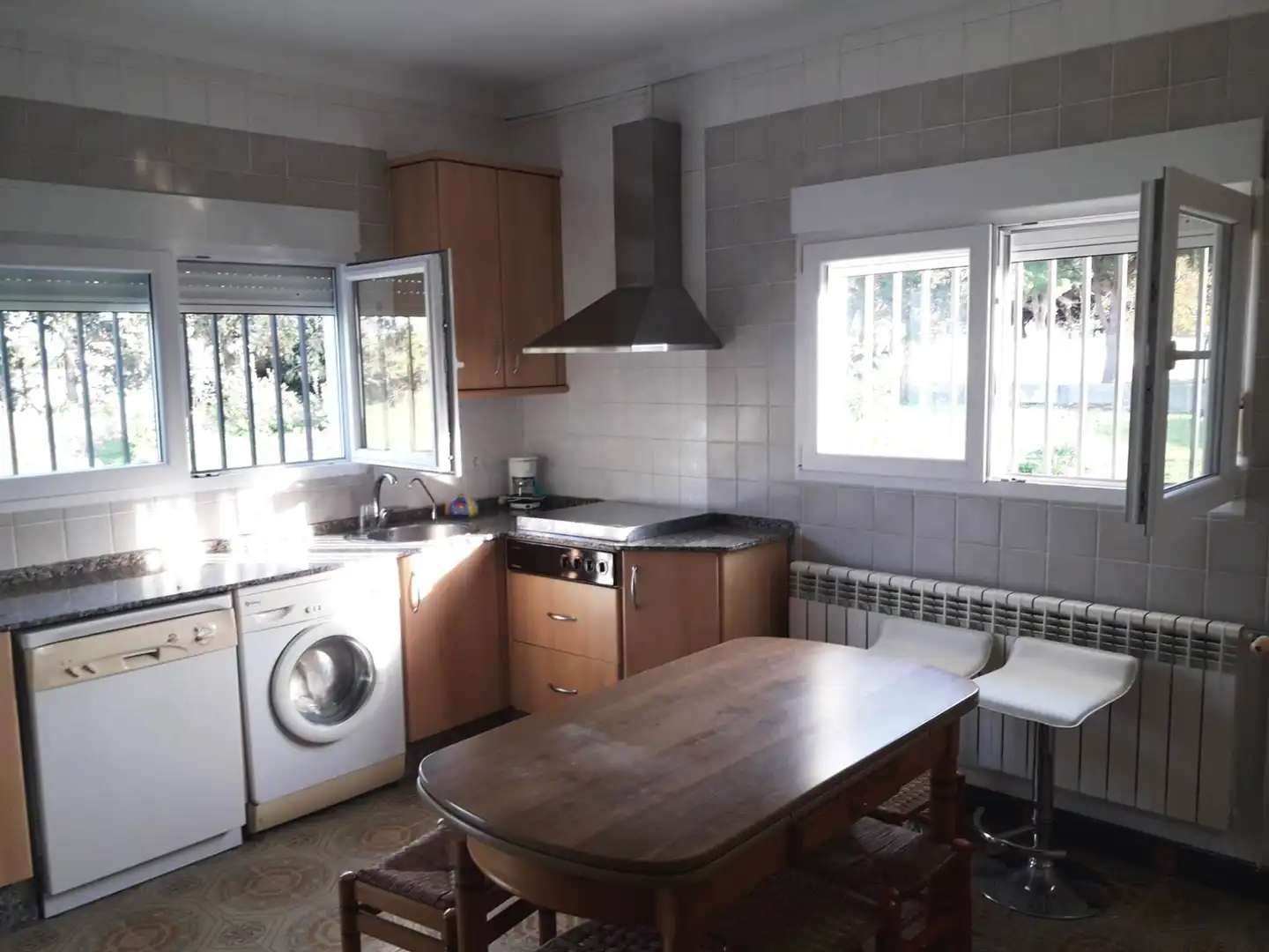 Kitchen of Houses for sale in Chiclana de la Frontera  with Private garden, Terrace and Furnished