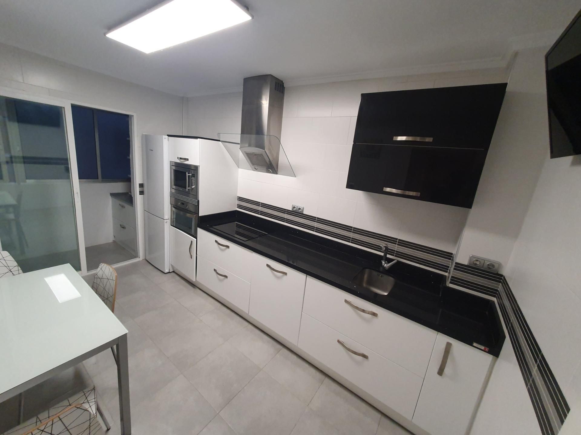 Cuina de Pis en venda en Valladolid Capital amb Calefacció i Terrassa