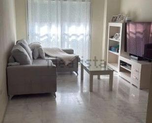 Living room of Flat for sale in  Sevilla Capital  with Air Conditioner