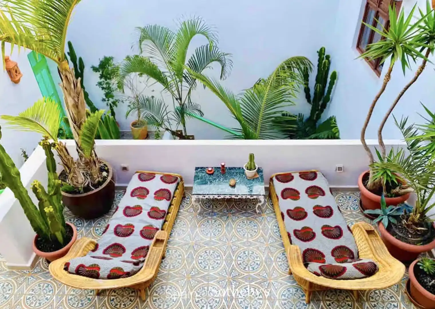 Terrasse von Einfamilien-Reihenhaus zum Verkauf in Agaete mit Klimaanlage, Privatgarten und Terrasse
