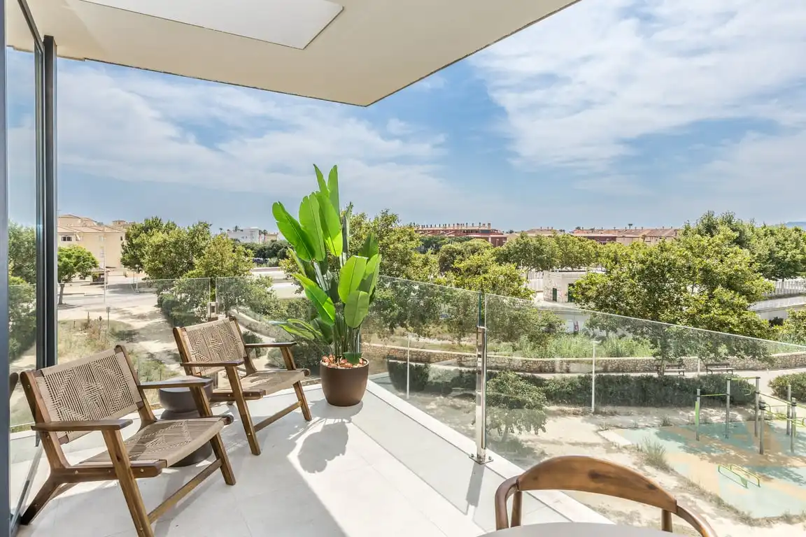 Apartament amb piscina de lloguer a avinguda dels Furs 27, imagen 2