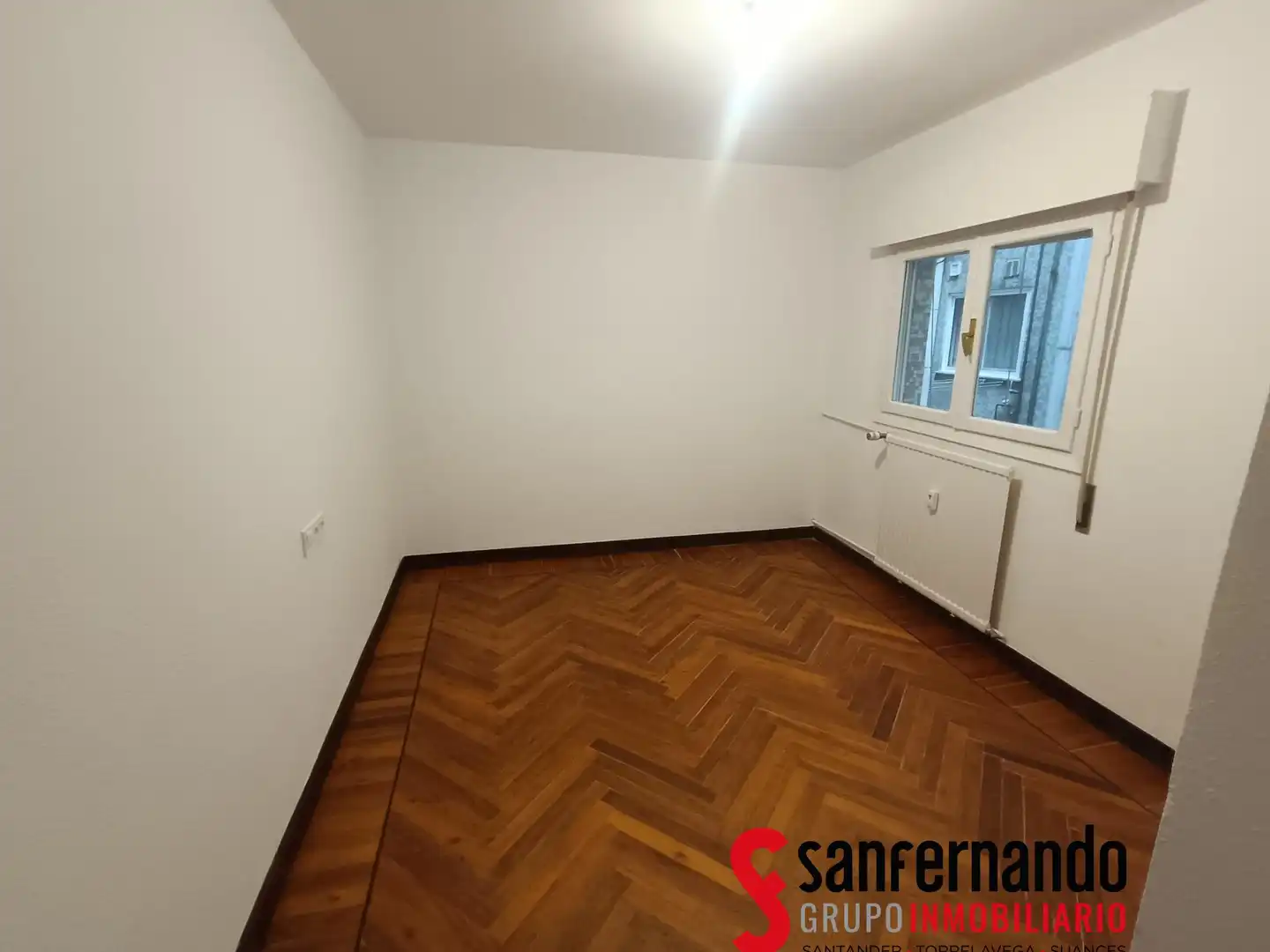 Bedroom of Flat for rent in Santander  with Heating, Parquet flooring and Balcony