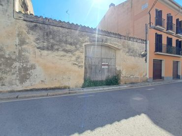 Wohnbaugrundstück zum Verkauf in Carrer Rovira 12