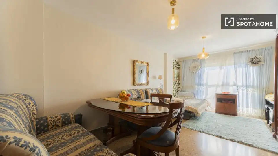 Esszimmer von Wohnung zur Miete in Valencia mit Klimaanlage, Heizung und Möbliert