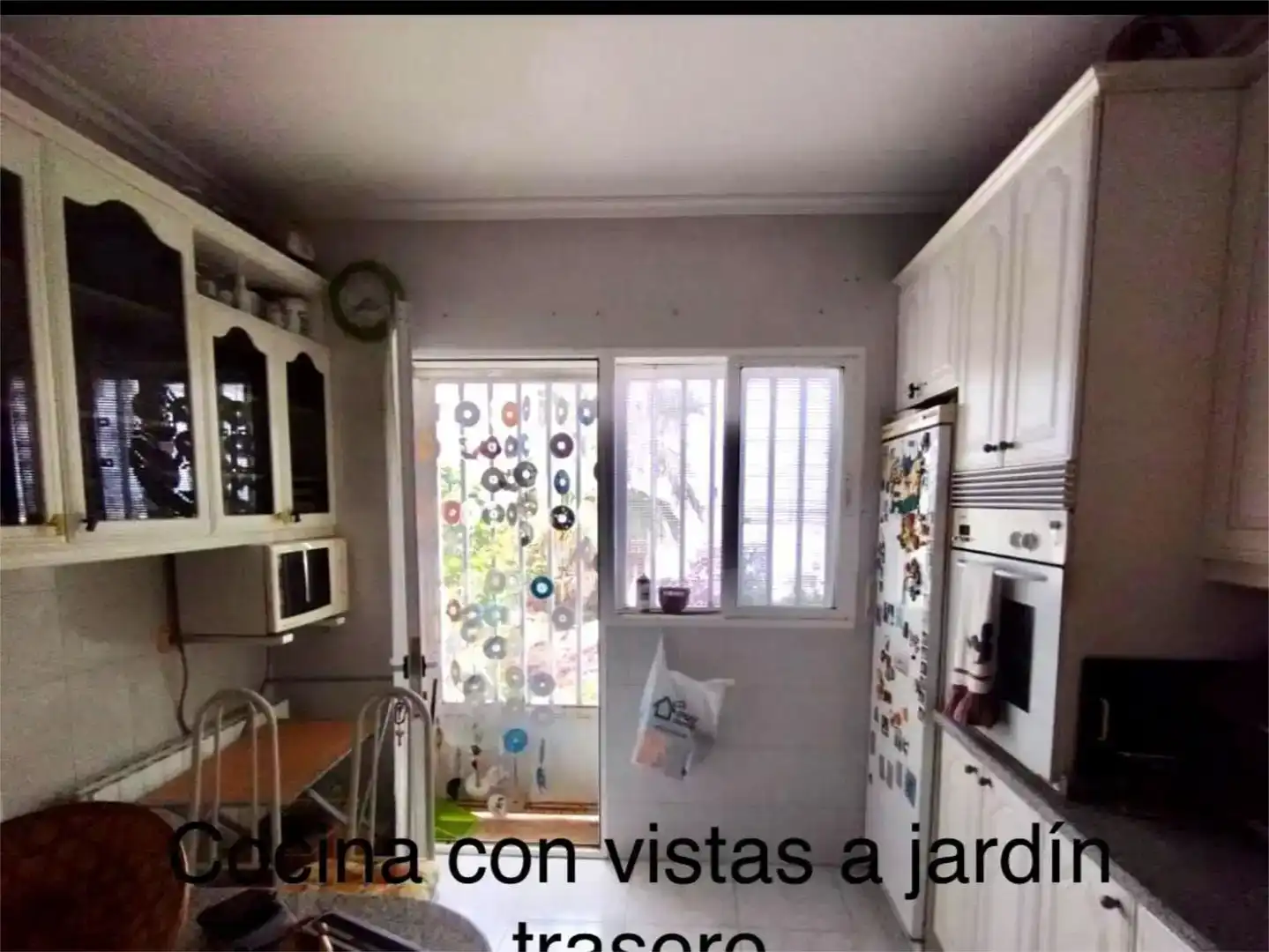 Cuina de Casa o xalet en venda en Cáceres Capital amb Aire condicionat i Piscina