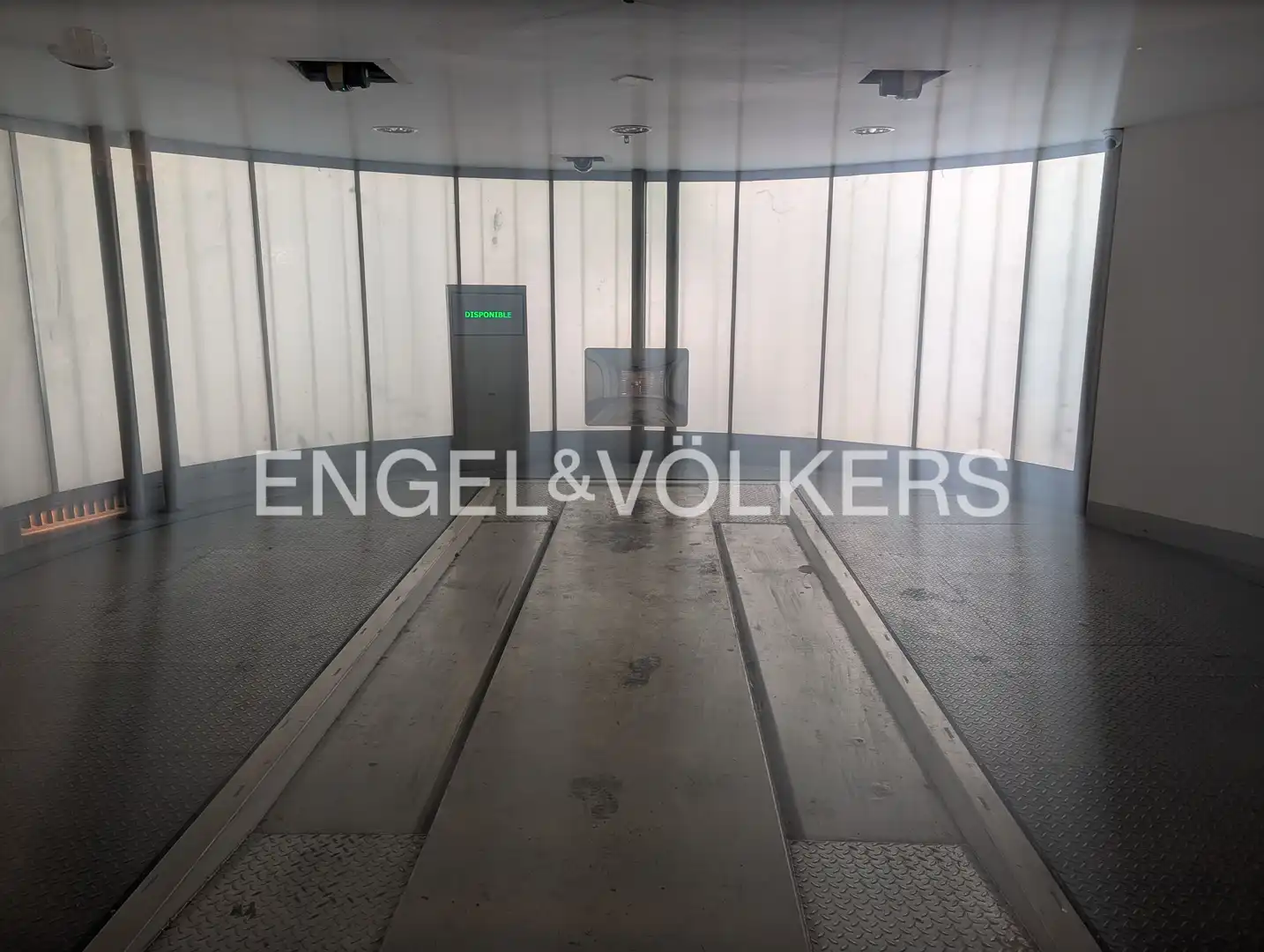 Garaje en venta en Madrid