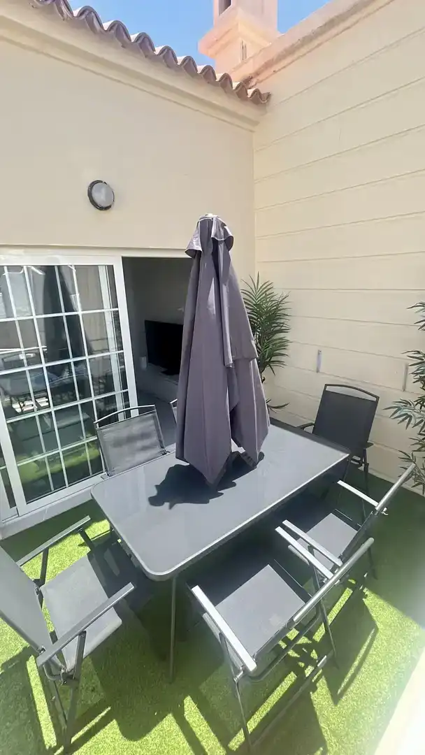 Terraza de Piso de alquiler en Adeje con Aire acondicionado, Jardín privado y Piscina
