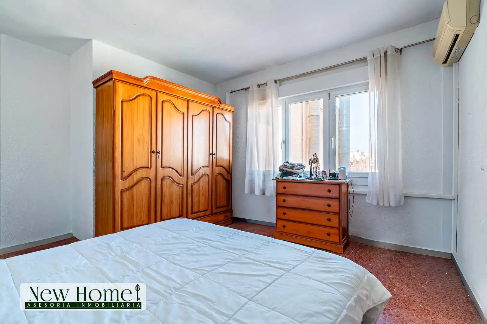 Bedroom of Flat for sale in Roquetas de Mar  with Terrace and Furnished