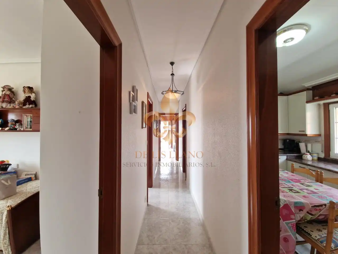 Piso en venta en Oia con Calefacción, Terraza y Amueblado