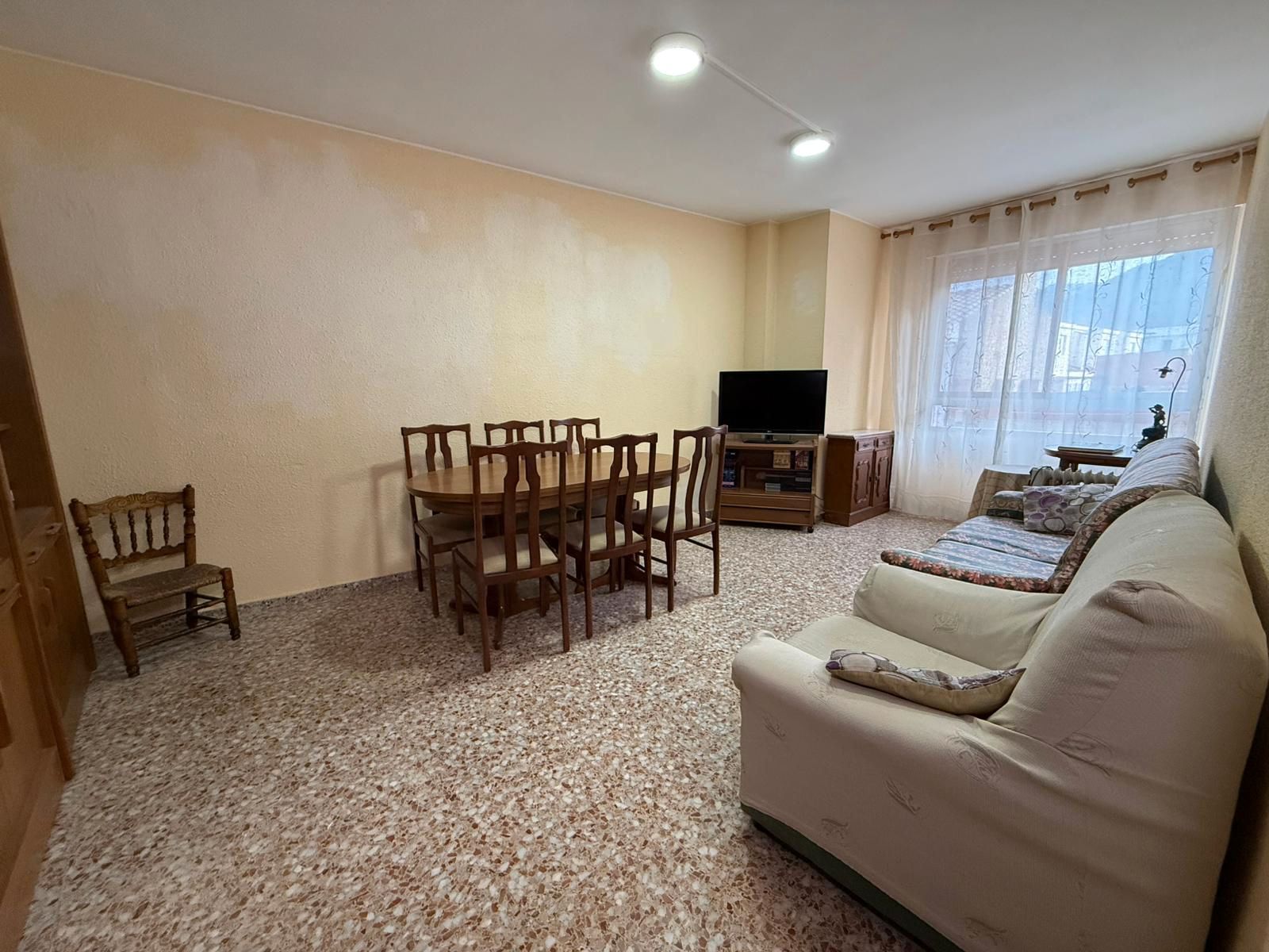 Sala d'estar de Pis de lloguer en Artana amb Terrassa, Moblat i Forn